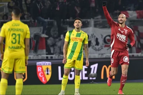 بمشاركة مصطفى محمد.. نانت يخسر من بريست في الدوري الفرنسي